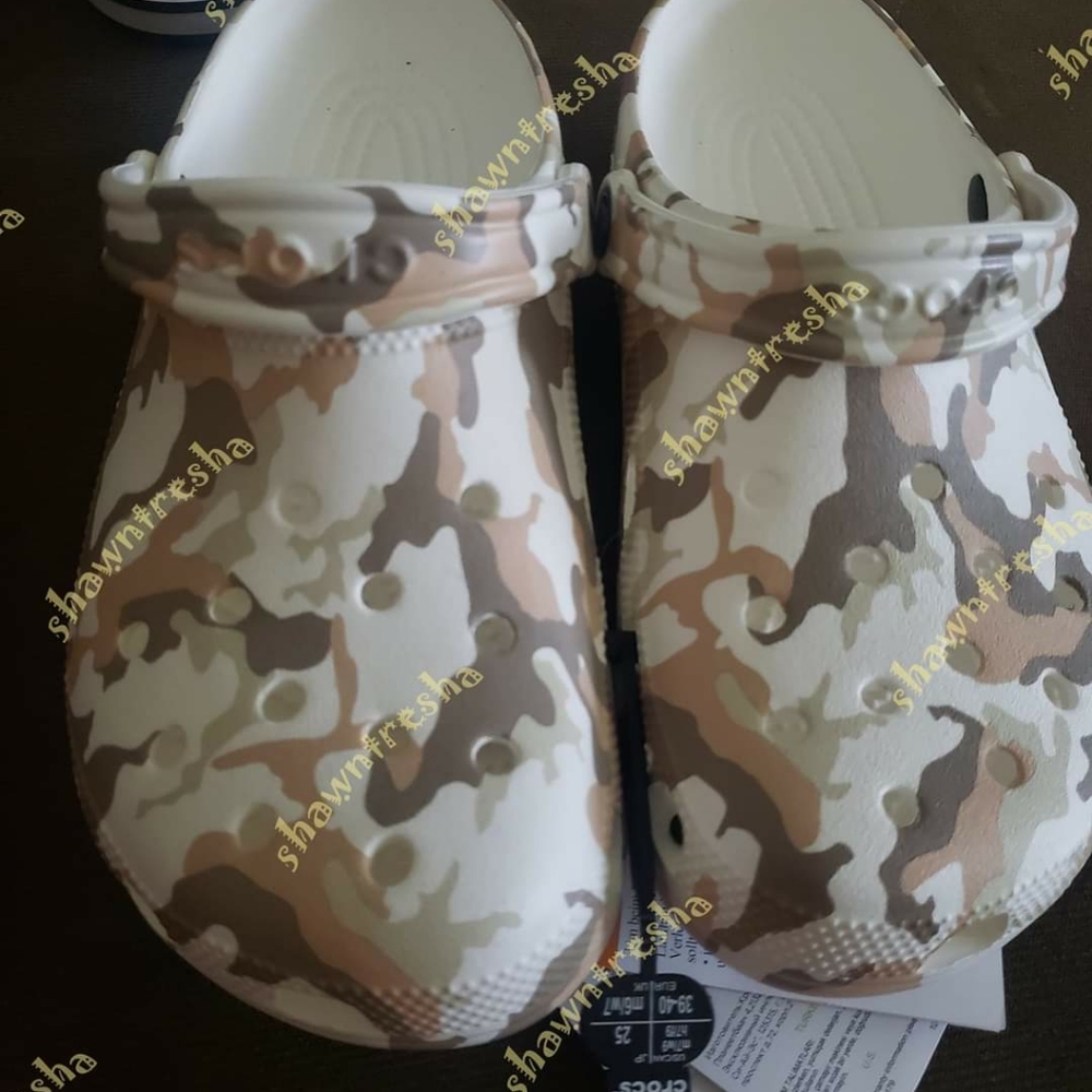 Camo crocs